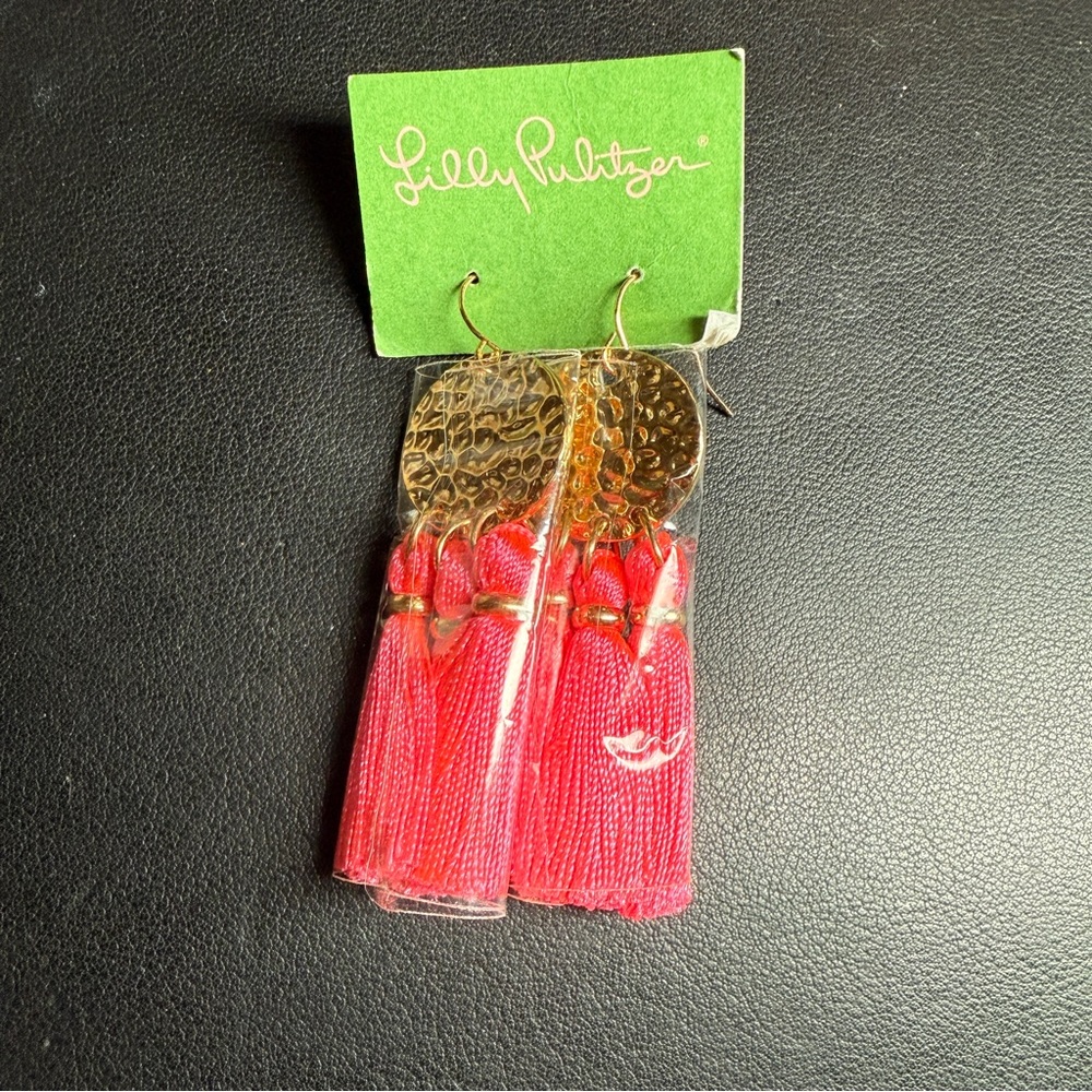 Lilly Pulitzer Hammered Coin Gold Tone Wire Earrings W/ Pink Tassels NWT